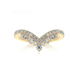 Wave Radiance Moissanite Curved Ring