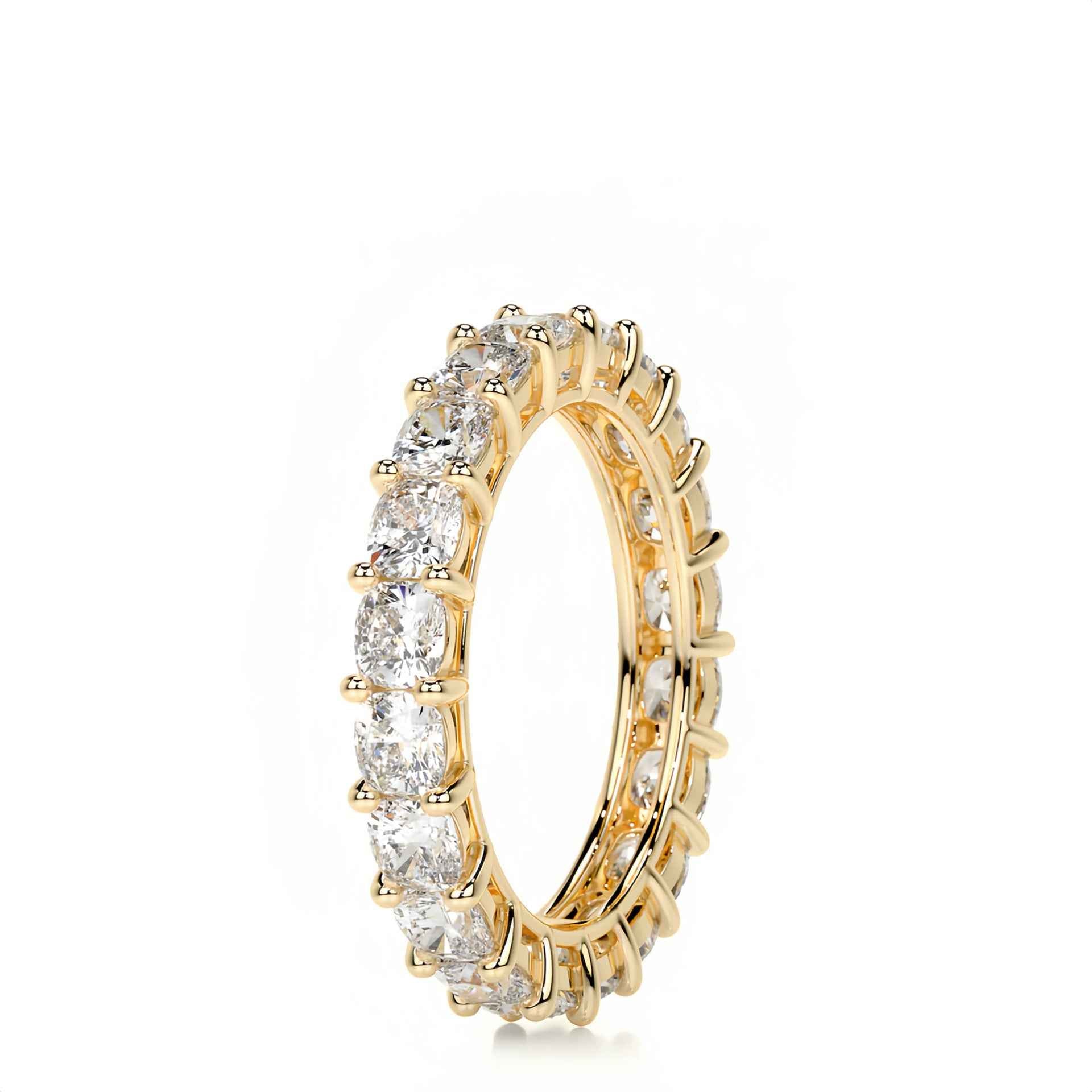 Eternal Star | Moissanite Eternity Ring